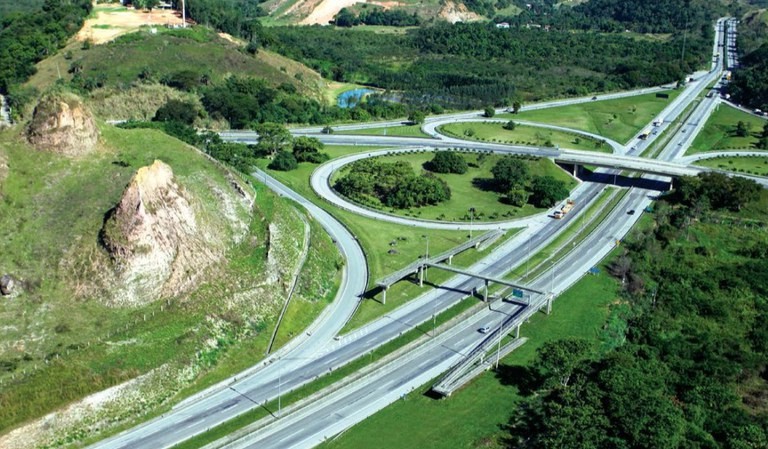 Ecorodovias tem crescimento de 5,1% em tráfego nas rodovias em janeiro