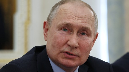 Putin felicita russos um ano após anexação de territórios da Ucrânia  