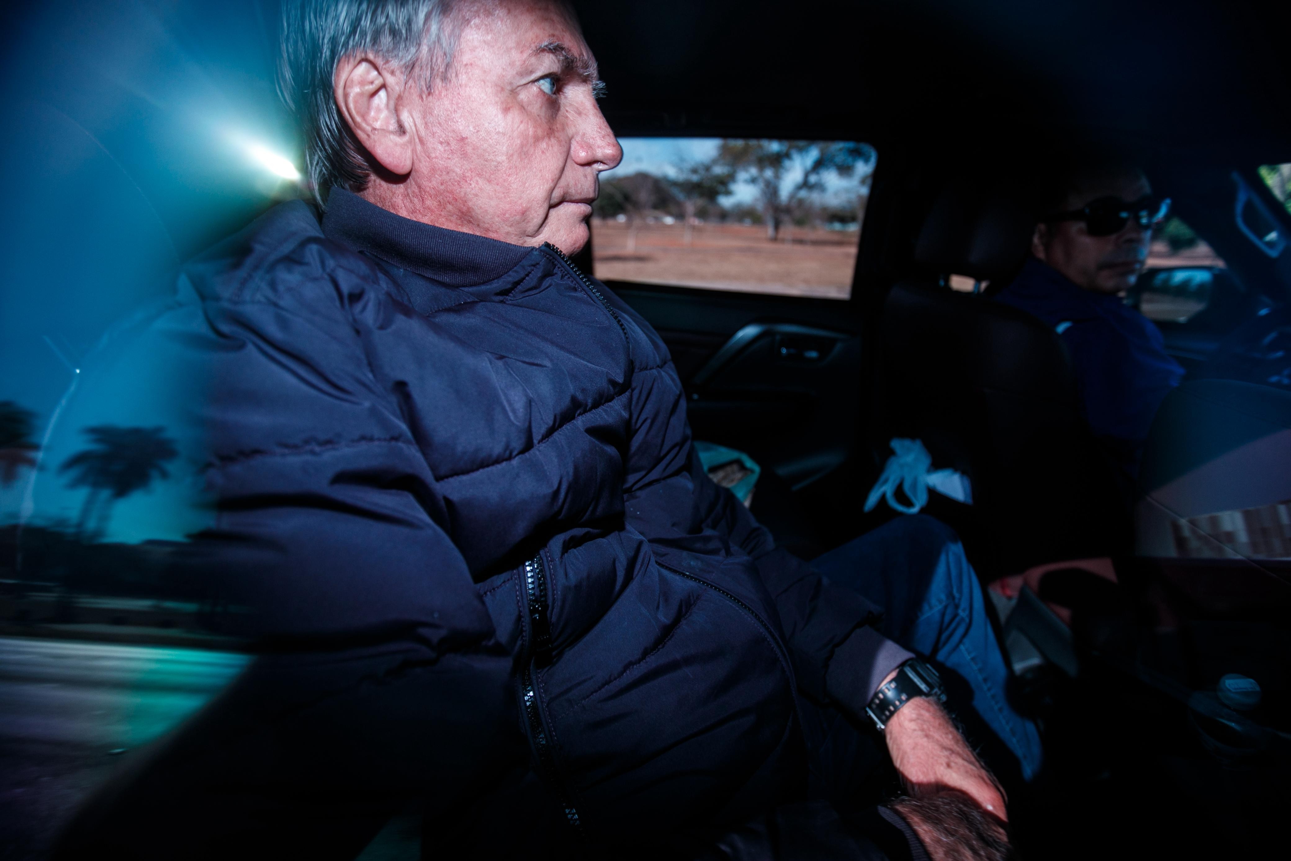 Para onde Bolsonaro pode ser levado se o STF condená-lo à prisão?