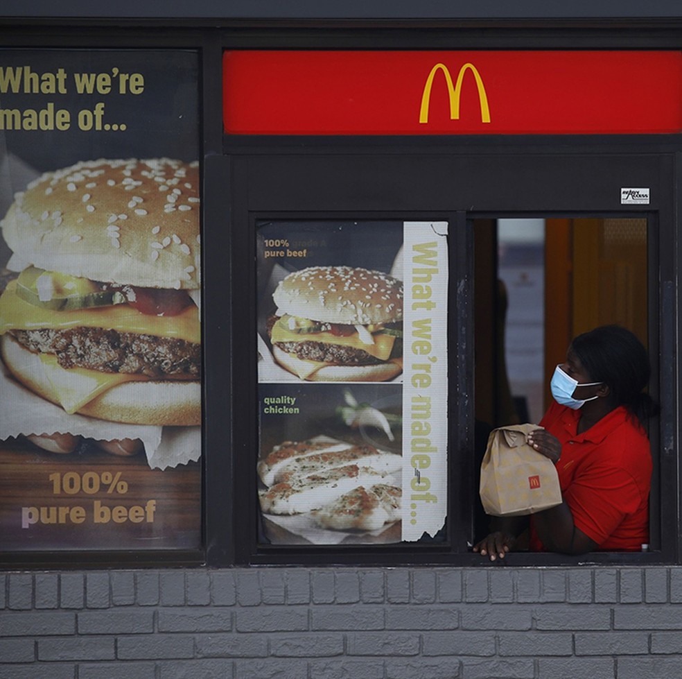 Promoção do McDonald's gerou corrida e falta de sanduíche — Foto: Luke Sharrett/Bloomberg