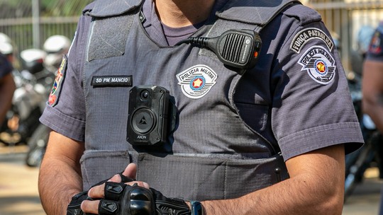 Lewandowski assina portaria com diretrizes para uso de câmeras corporais em policiais