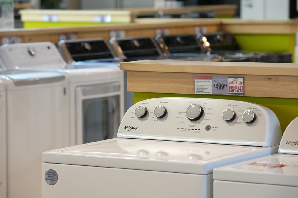 Whirlpool avalia incorporar controlada Whirlpool AM para simplificar