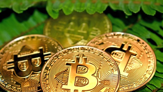 Bitcoin cai 6% após SEC processar a Binance nos EUA