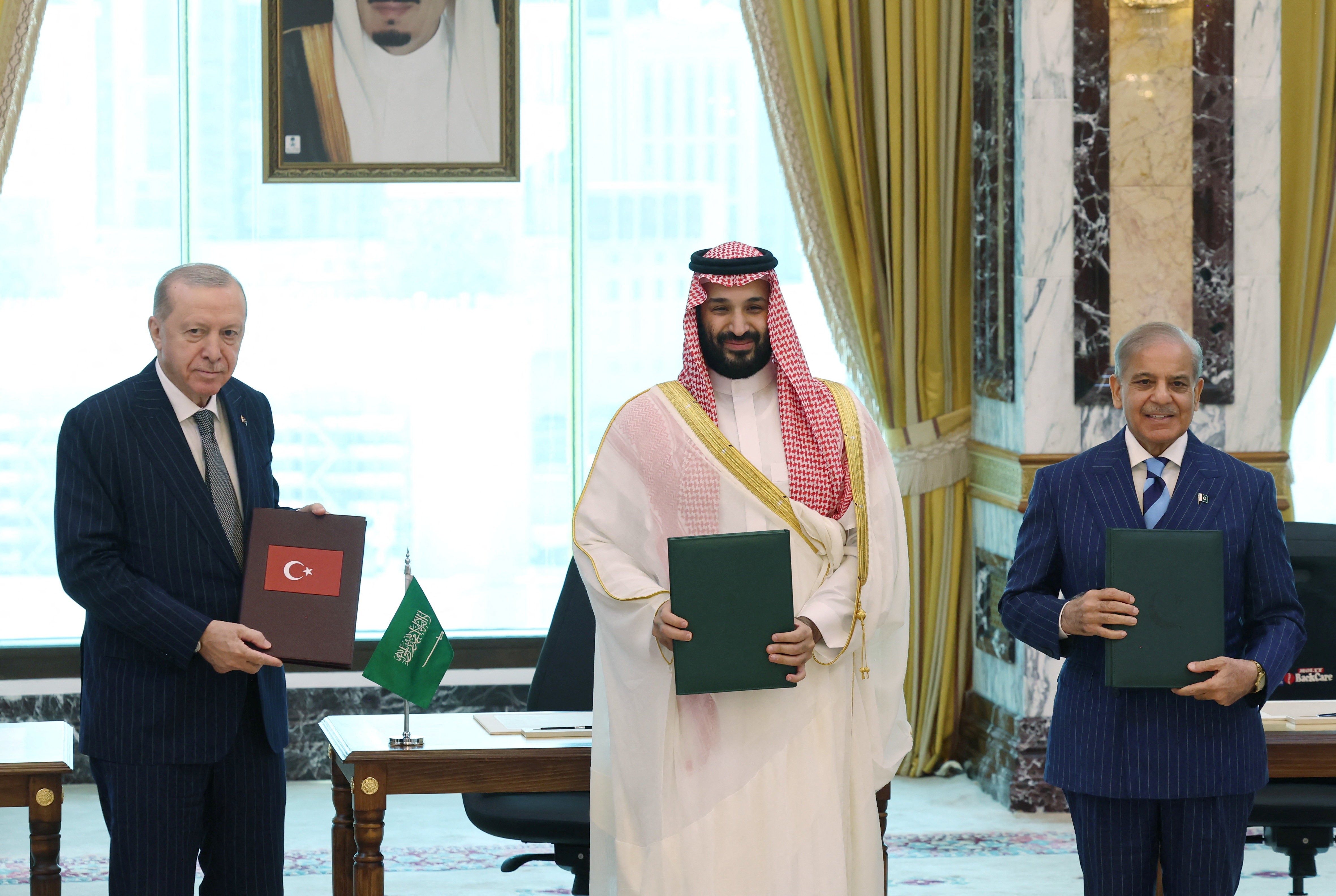 Pacto de defesa entre Turquia Paquisto e Arbia Saudita | Mundo | QTU - Notícias