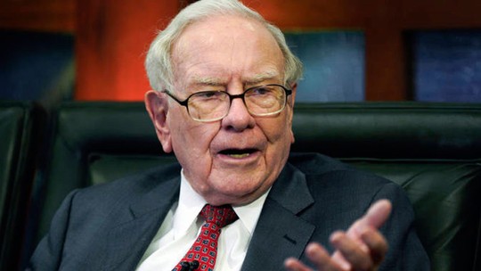 Buffett expõe papel do sucessor Greg Abel na reunião anual da Berkshire