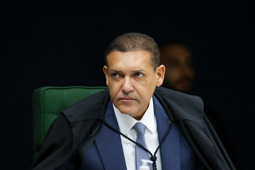 Nunes Marques é eleito presidente do TSE, com Mendonça como vice | Política  | Valor Econômico