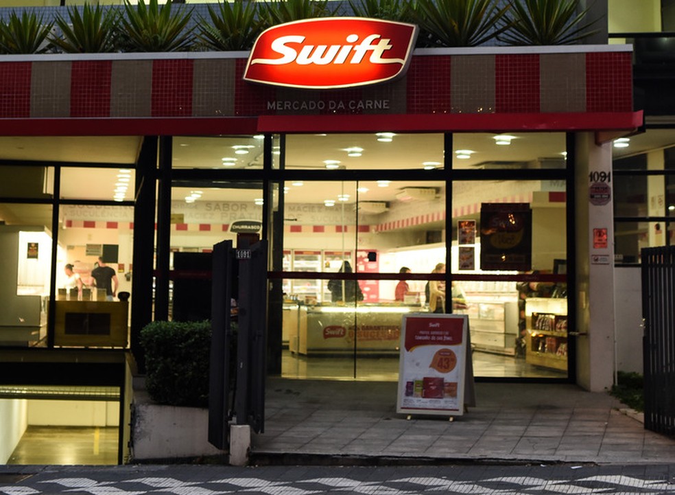 Avanço de lojas da Swift faz varejo questionar JBS, Empresas