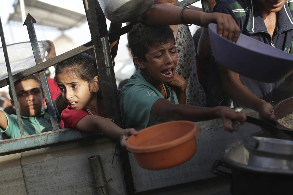 Uma criança é morta a cada hora na Faixa de Gaza, diz agência de ONU