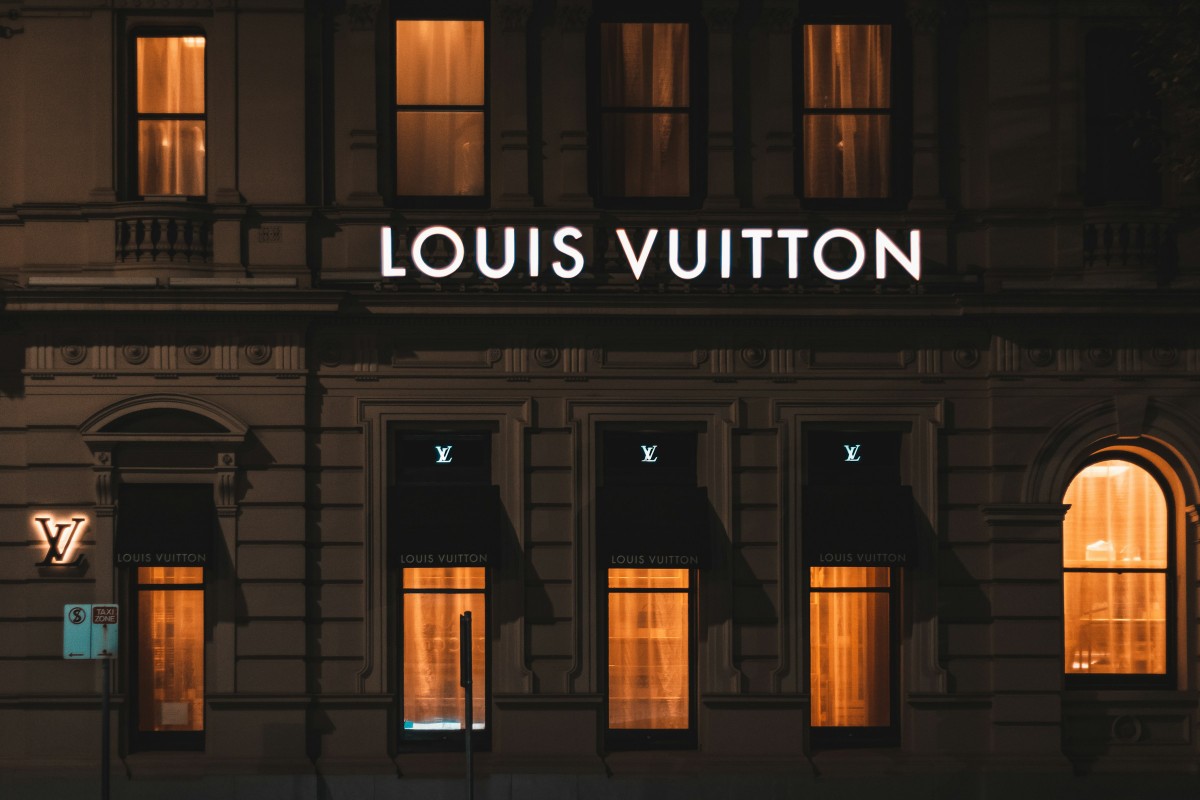 Resultados da LVMH, dona da Louis Vuitton, e Kering devem aprofundar crise do mercado de luxo