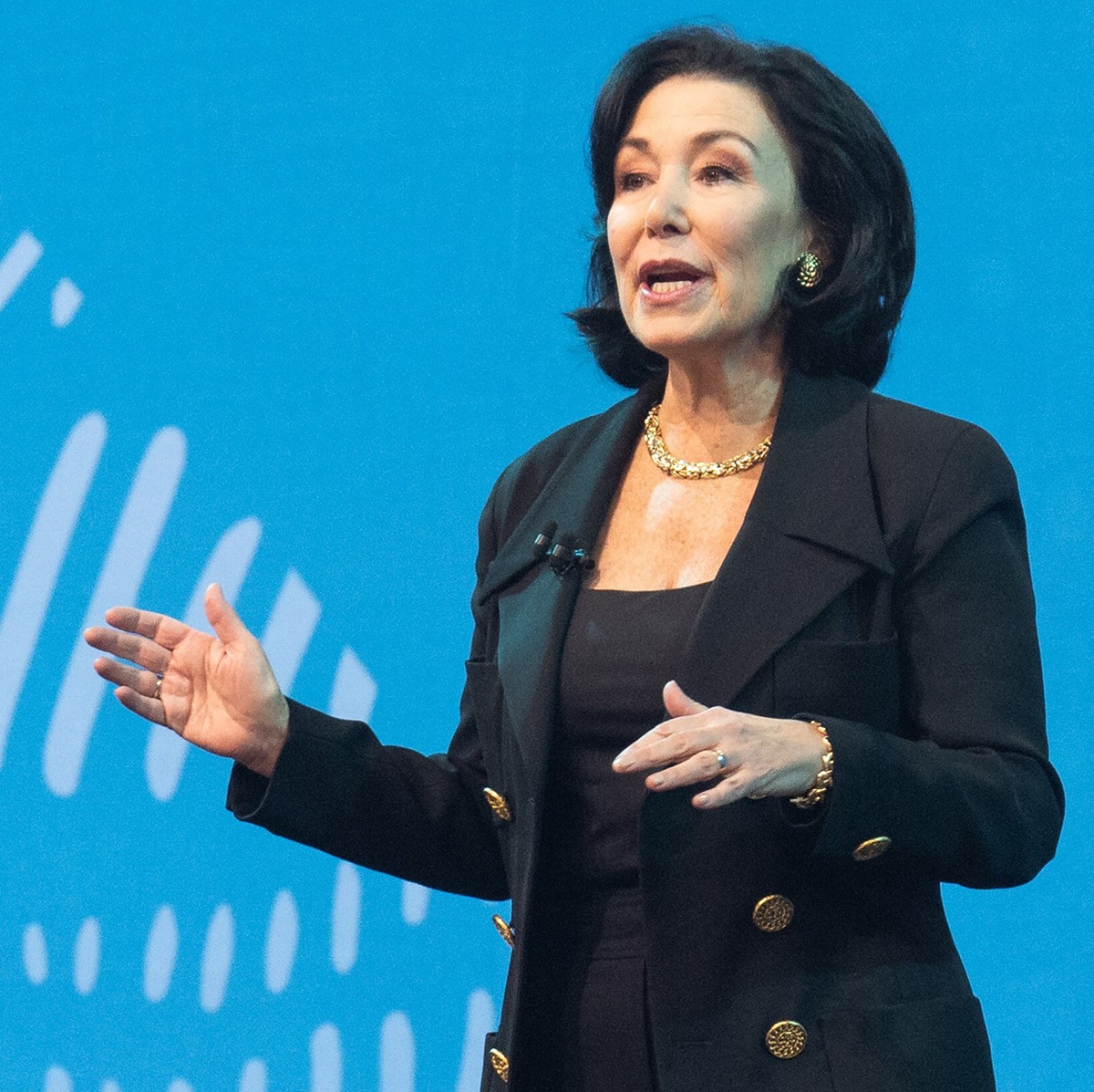 Oracle não é uma ‘big tech’, diz ceo global safra catz