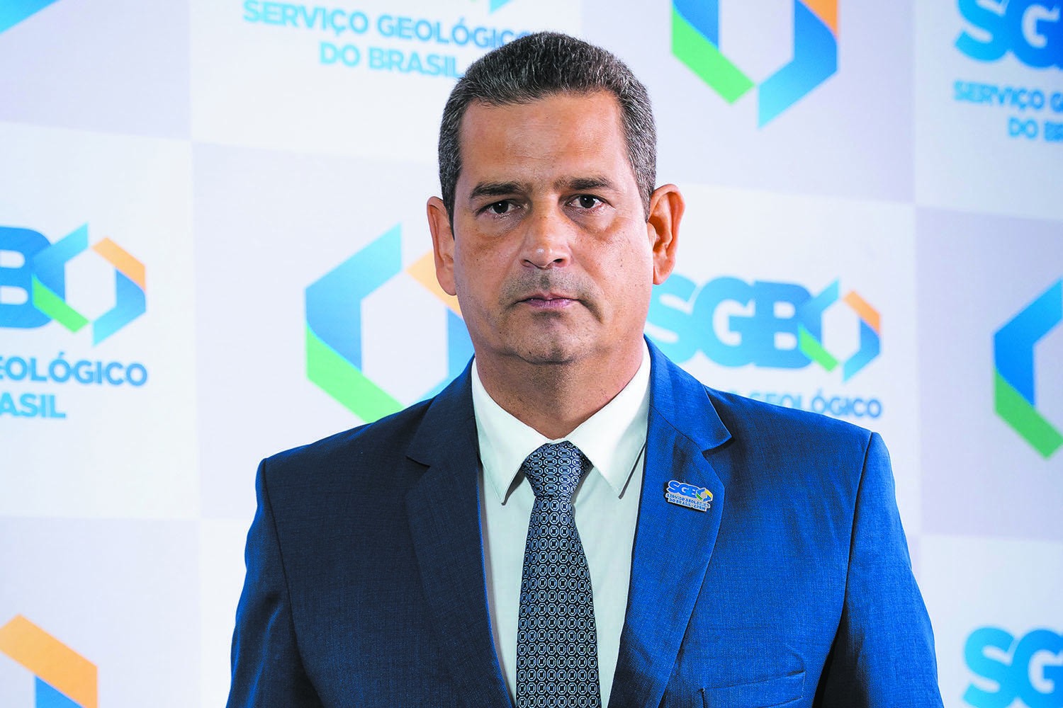 Sem aumentar o mapeamento dos recursos minerários, país não conseguirá os financiamentos externos - QTU Questões do Universo