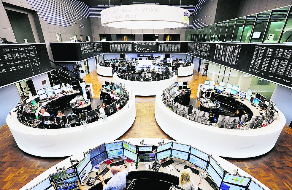 Gráfico da bolsa de Frankfurt (DAX) com alta expressiva, refletindo o bom desempenho dos mercados europeus.