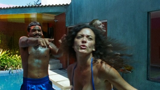 ‘Sexo é como uma dança’, diz Karim Aïnouz, que leva o Brasil à disputa pela Palma de Ouro com thriller erótico