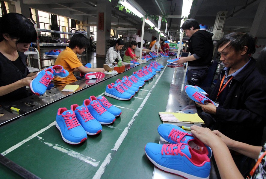 Nike shoes deals in brand factory