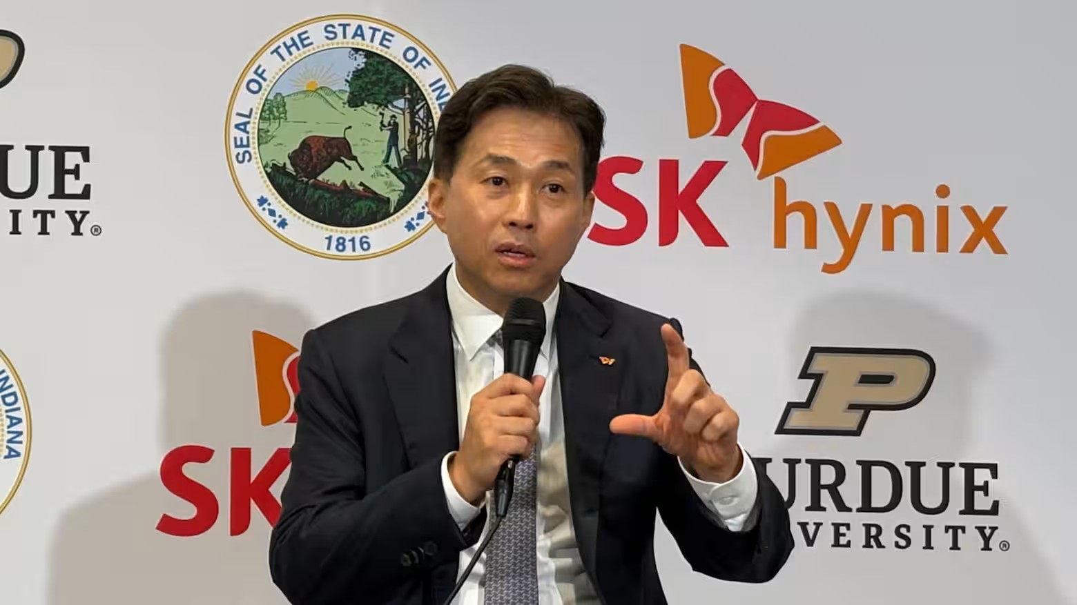 CEO da SK Hynix descarta risco de excesso de oferta de chip | Variedades - Imagem 3 | QTU - Notícias