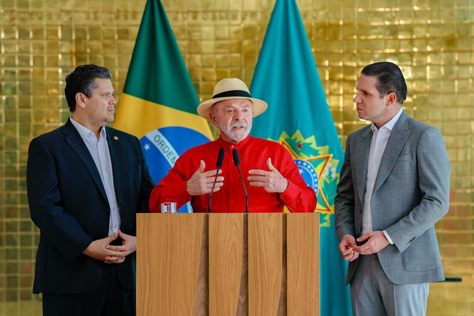 Acordo entre Lula, Motta e Alcolumbre envolve sucessão das Mesas do Congresso | Eleições 2026 | Valor Econômico
