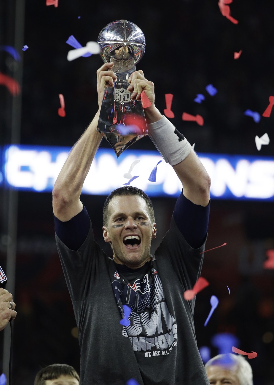 Propagandas de criptoativos estreladas por Matt Damon e Tom Brady  desaparecem do horário nobre da TV | Criptomoedas | Valor Econômico