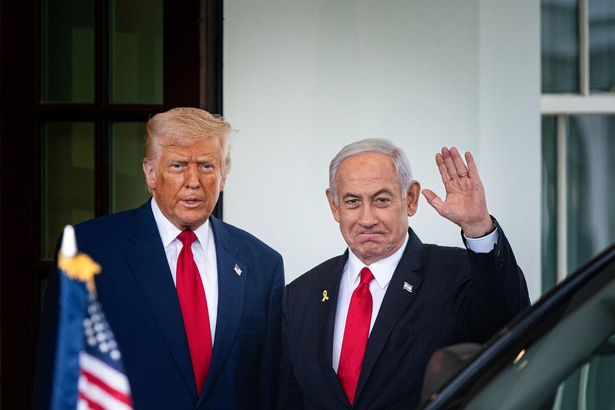 Israel e Hamas negociam cessar-fogo em Gaza enquanto Netanyahu se encontra com Trump