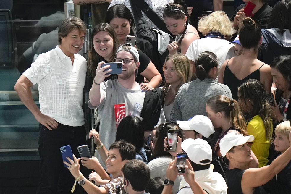 Tom Cruise pode participar do encerramento das Olimpíadas de Paris 2024, segundo emissora francesa — Foto: Francisco Seco/AP Photo