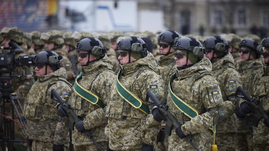 Ucrânia aprova usar presidiários nas  Forças Armadas