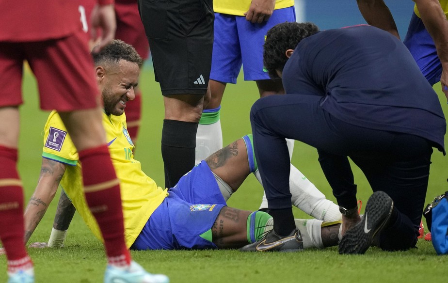 O que aconteceu com a lesão de Neymar?