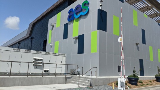 AES Corporation tem lucro de US$ 432 milhões no 1º trimestre, quase três vezes mais do que há um ano