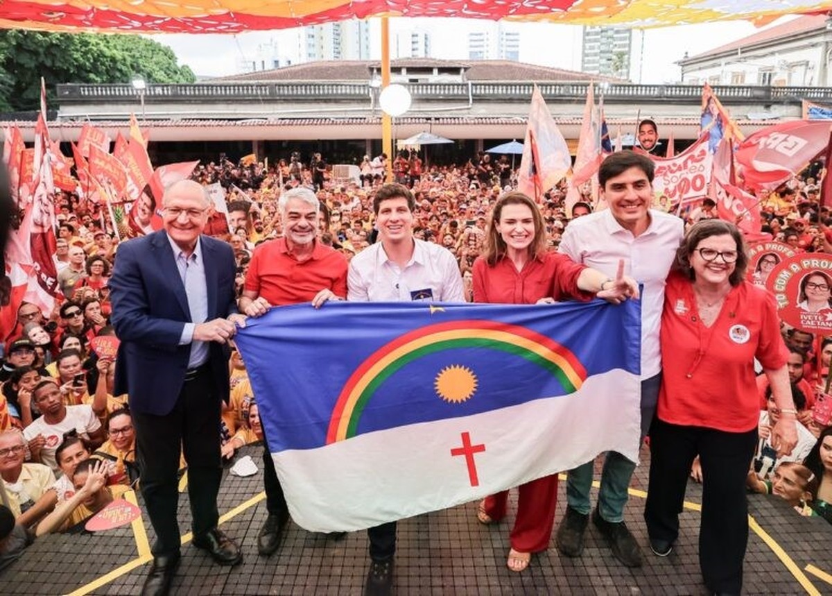 Com a presença de Alckmin, PSB oficializa candidatura de João Campos ao governo de Pernambuco | Eleições 2026