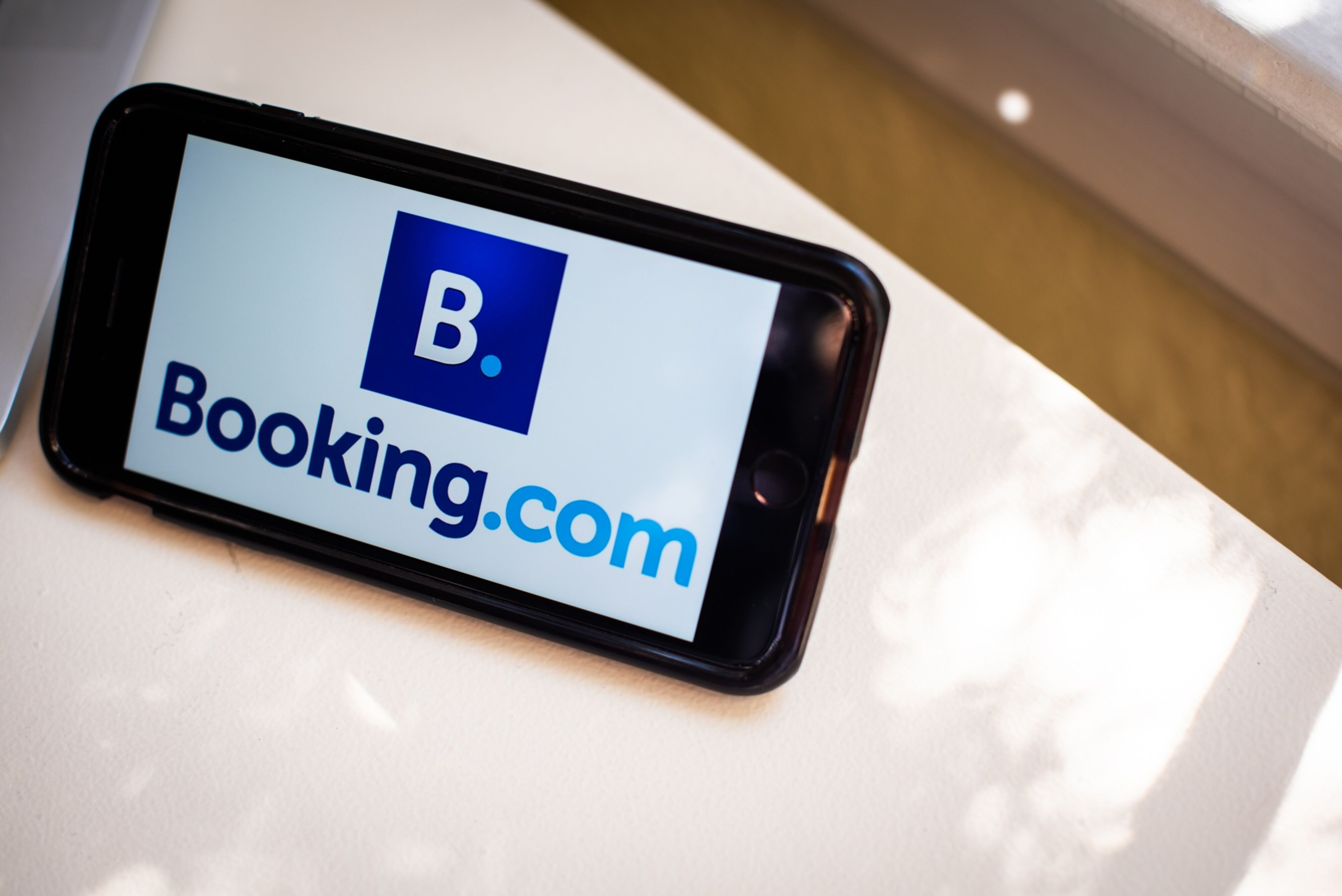 União Europeia abre investigação contra Booking.com por risco de anúncios falsos e golpes virtuais - Foto