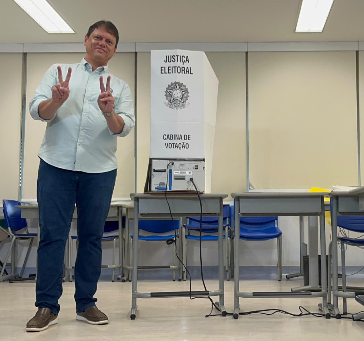 Tarcísio nega corte no transporte e critica decisão de Zanin no STF