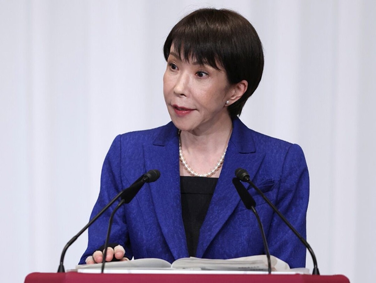 Com ‘supermaioria’ na Câmara Baixa, Takaichi planeja revisar Constituição do Japão