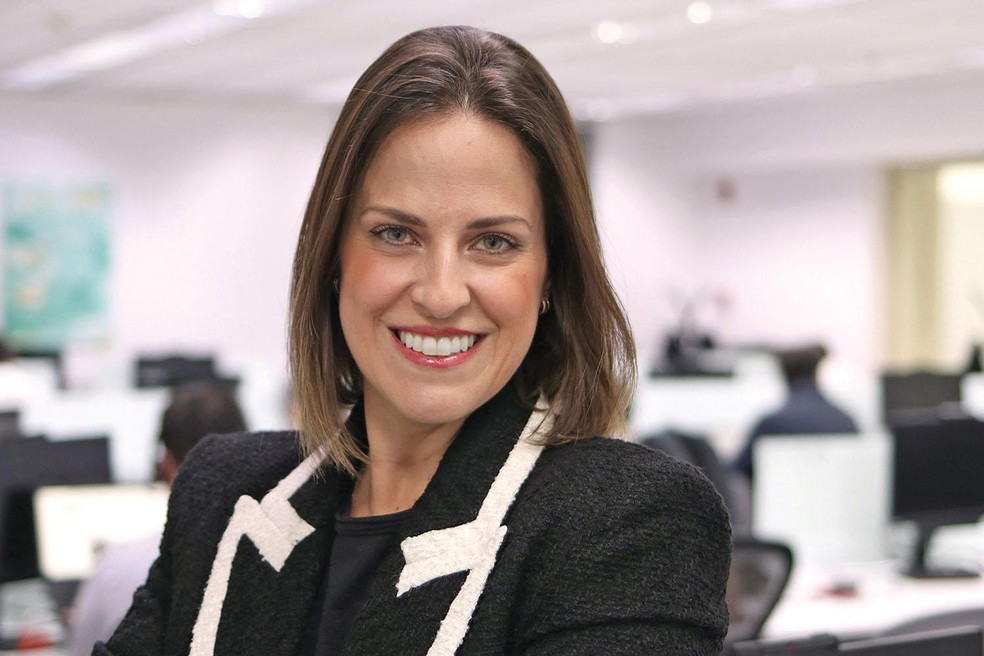 “A maioria dos CEOs já entendeu que IA não é uma onda, é uma virada de chave”, diz a diretora de recrutamento executivo na Robert Half, Ana Carla Guimarães — Foto: Divulgação
