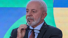 Lula faz aceno a militares e diz que é preciso investir na indústria de defesa 