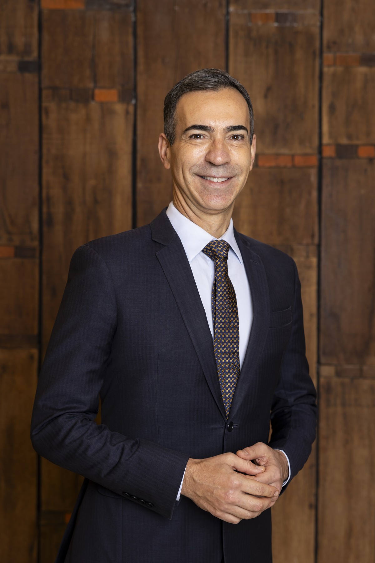 'Adoro apurar notícia', diz César Tralli, novo apresentador do Jornal Nacional; confira a trajetória dele na Globo