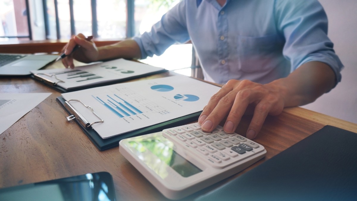 Organize Sua Vida Financeira: Dicas de Sucesso com Max Dias Lemos