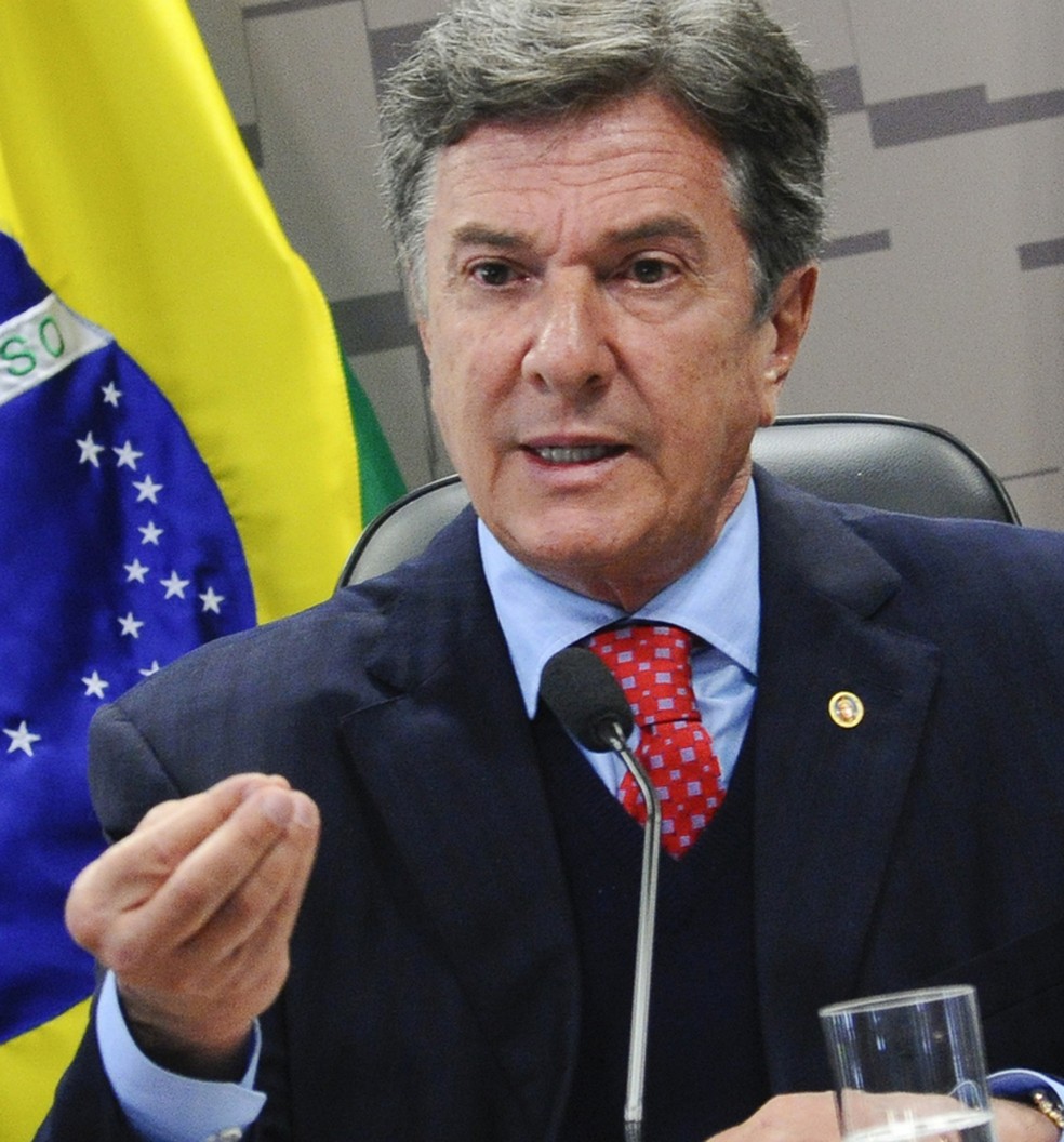 Aliado a Bolsonaro, PTB filia no Senado ex-presidente Collor e relator ...