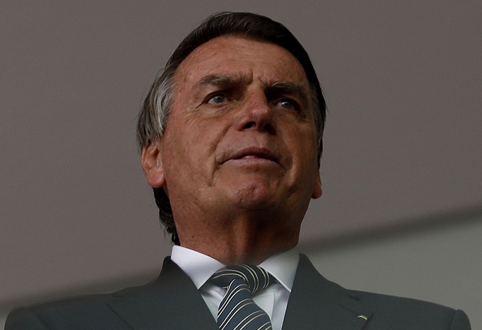 Bolsonaro critica decisão de Moraes de proibir PF e Cade de investigar ...