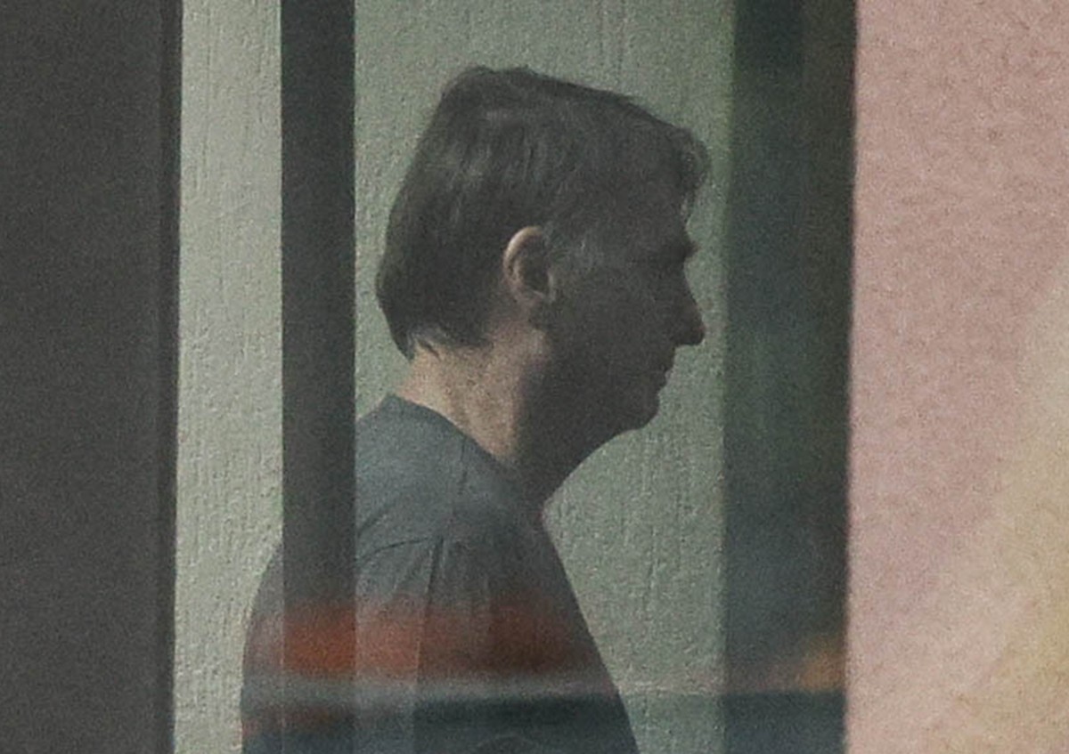 STF: Moraes autoriza médico a tratar soluços de Bolsonaro com estimulação elétrica | Política