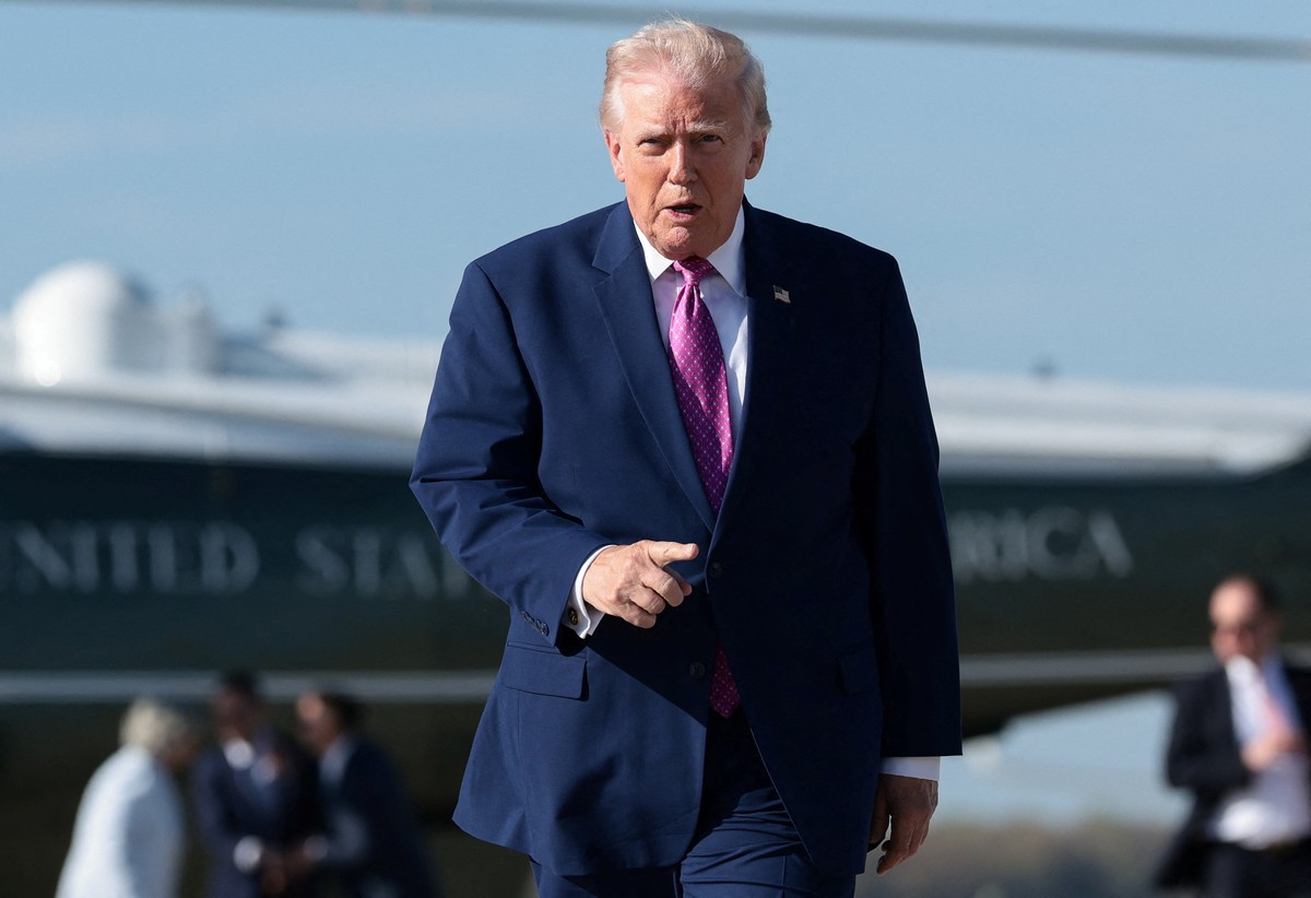 Democratas dos EUA tentam limitar poderes de guerra de Trump em relação a Cuba
