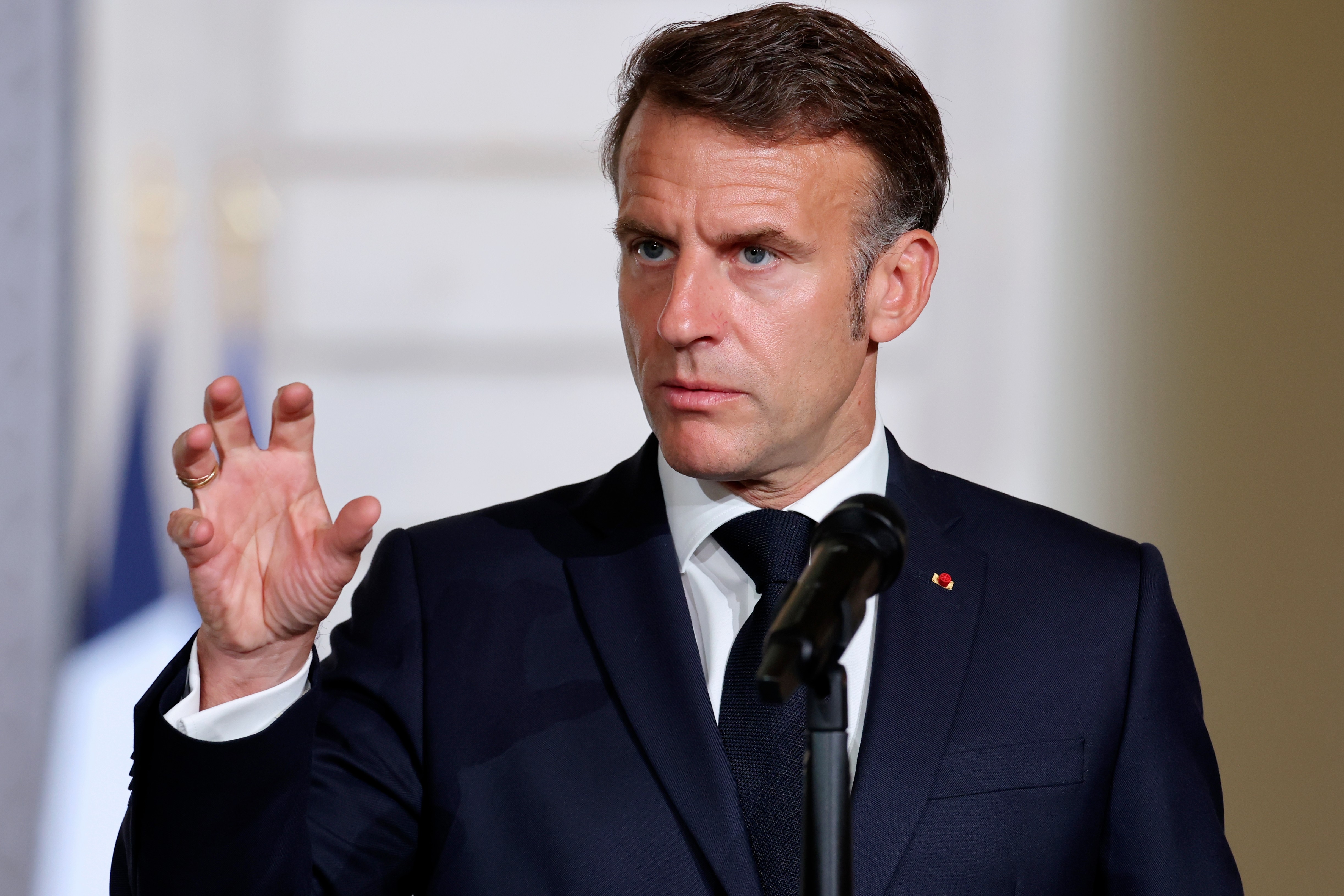 França intercepta mais um petroleiro da ‘frota fantasma’ ligada à Rússia