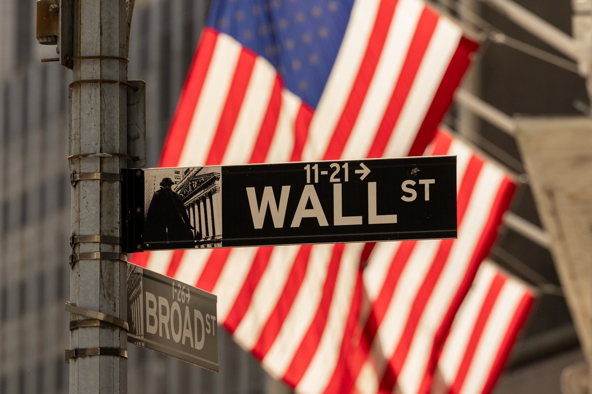 Bolsas de NY sobem com recuperação de 'big techs'