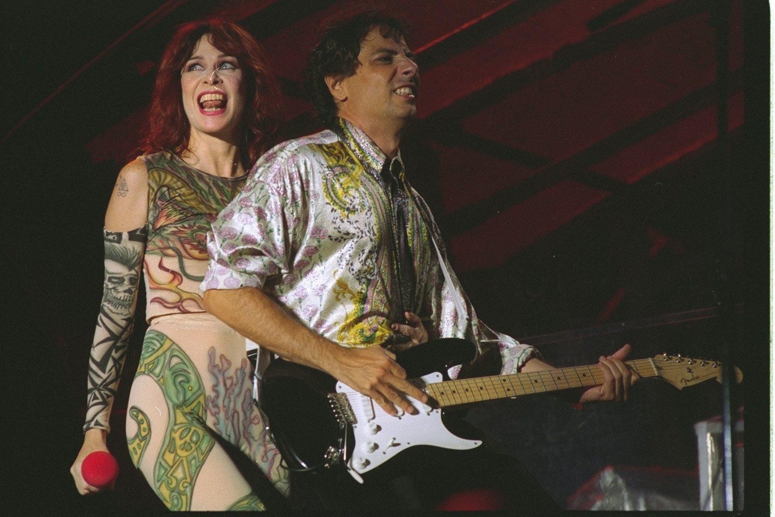 Rita Lee e Roberto de Carvalho em show de janeiro de 1995 – Foto: Marcos Issa  