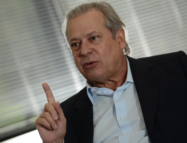 Ex-ministro do primeiro governo de Lula, José Dirceu (PT) esteve na Papuda em três ocasiões. A primeira em 2013, em uma temporada de onze meses, após ser condenado por corrupção ativa no processo do Mensalão. As outraas duas foram em função da Lava-Jato. Ele voltou à Papuda em 2015 por determinação do então juiz Sérgio Moro. Foi solto em maio de 2017 após decisão da Segunda Turma do STF, que determinou o uso de tornozeleira eletrônica, mas retornou um ano depois, quando permeneceu por cerca de um mês. A Segunda Turma do STF anulou a condenação de Dirceu na Lava-Jato em maio de 2024. Foto: Regis Filho/Valor