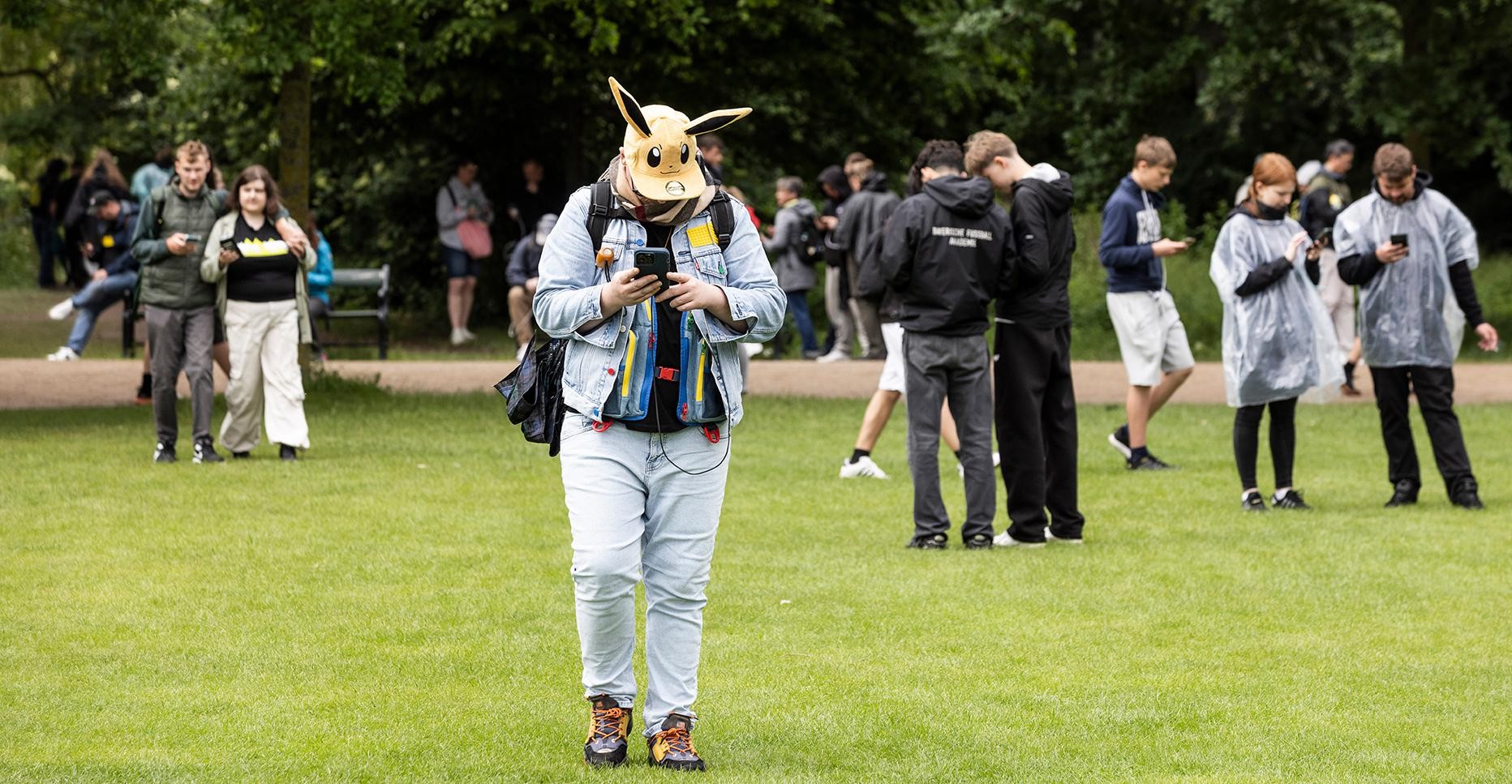 Ao completar 10 anos, Pokémon GO vira ferramenta terapêutica para a Geração X