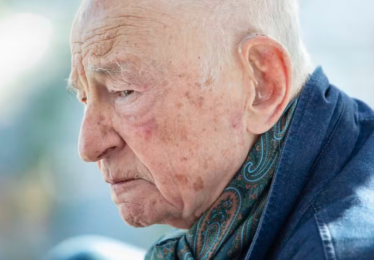 Morre o sociólogo e filósofo francês Edgar Morin, aos 104 anos