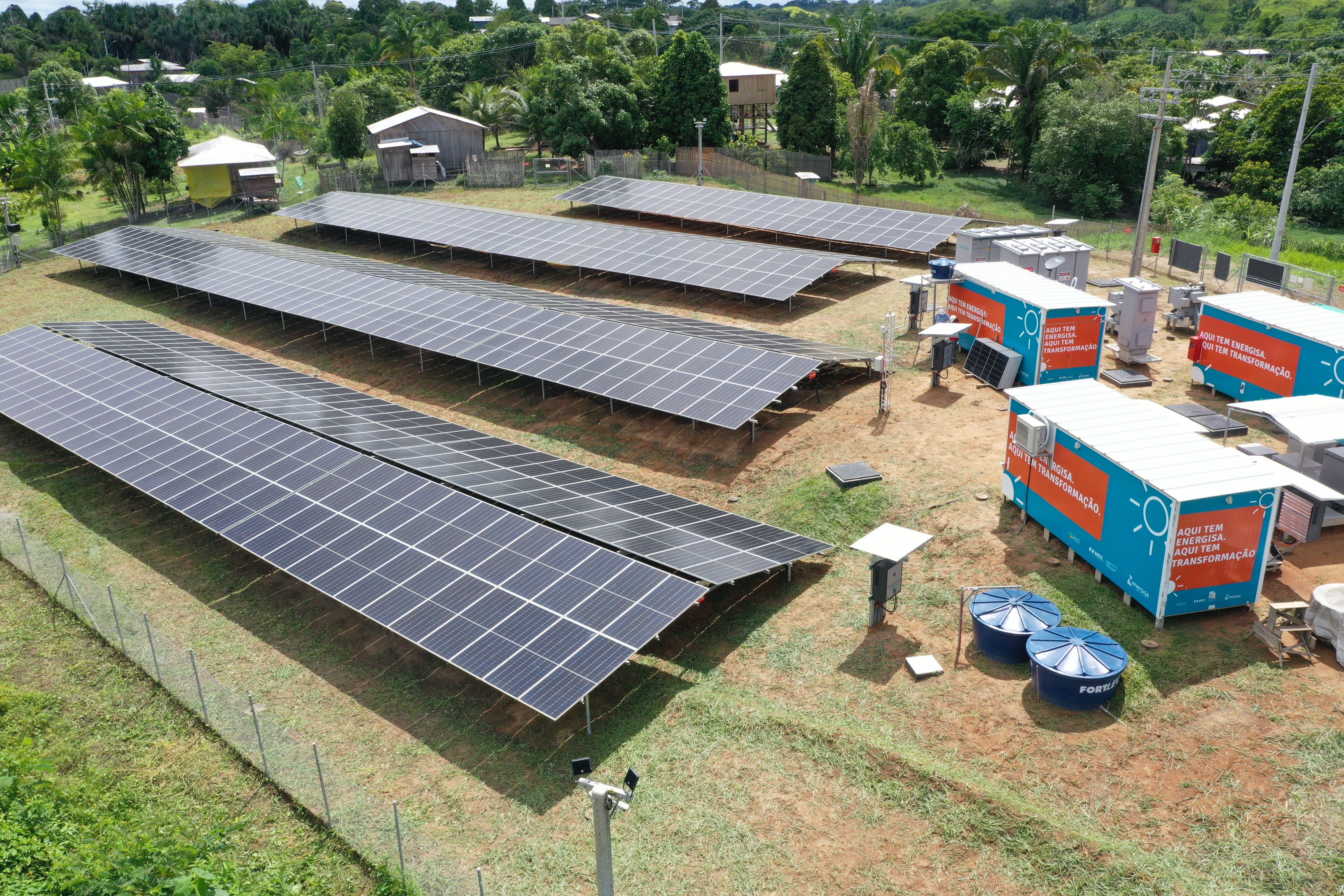 Custo de armazenar energia em baterias fica menor do que termelétricas a gás pela 1ª vez