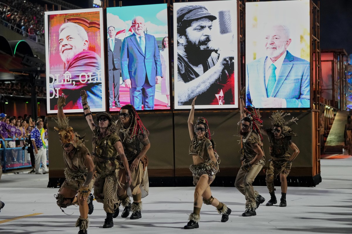 PT, PCdoB e PV acionam TSE contra Flávio Bolsonaro e PL | Política