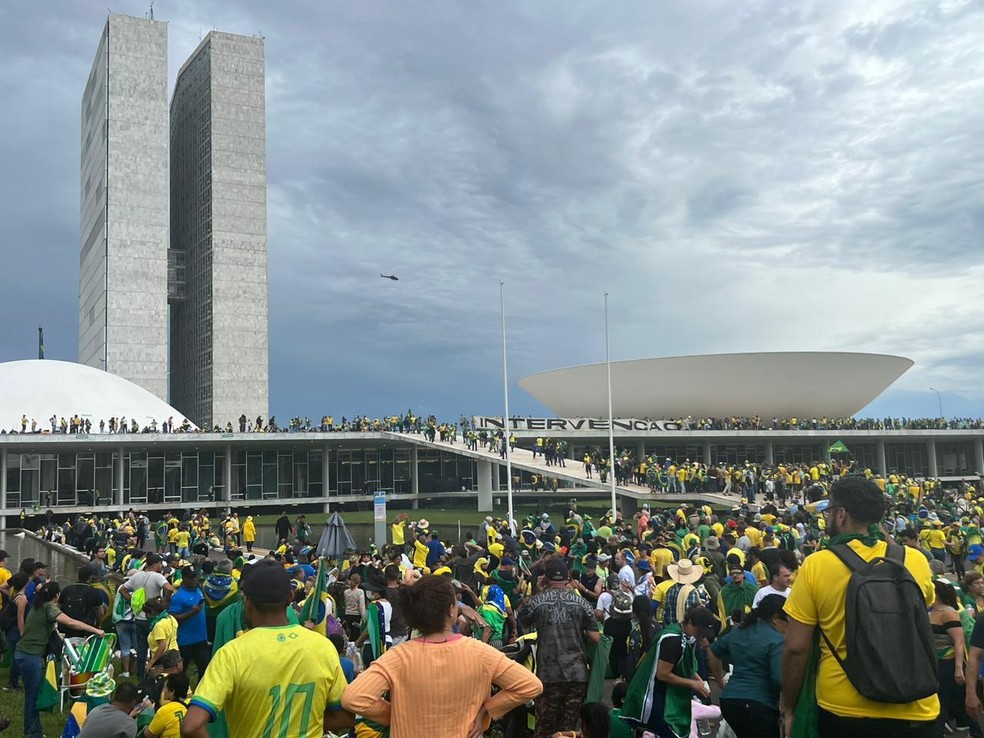 Bolsonaristas radicais durante invasão do Congresso Nacional — Foto: Murillo Camarotto/Valor