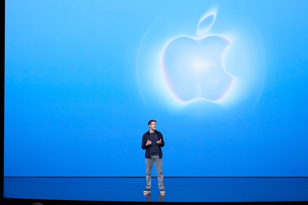 Novo CEO da Apple abre evento  definindo iPhone como ‘centro pessoal inteligente’ - Foto