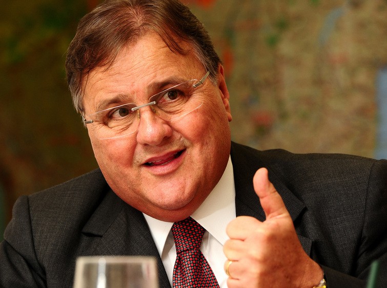 Ex-deputado e ex-ministro em gestões de Lula (PT) e Michel Temer (MDB), Geddel Vieira de Lima foi preso em 2017 por lavagem de dinheiro e associação criminosa. Ele foi detido depois de a Polícia Federal ter apreendido R$ 51 milhões em dinheiro, distribuídos em malas, em um apartamento em Salvador. Em 2018, Geddel chegou a ser levado para uma cela isolada da penitenciária por ter desrespeitado um agente penitenciário durante revista. Em 2019, foi transferido para um presídio na capital baiana, e no ano seguinte obteve decisão do Supremo Tribunal Federal (STF) para cumprir prisão domiciliar. Em 2022, uma decisão do ministro Edson Fachin, atual presidente da Corte, o colocou em liberdade. Foto: Ruy Baron/Valor