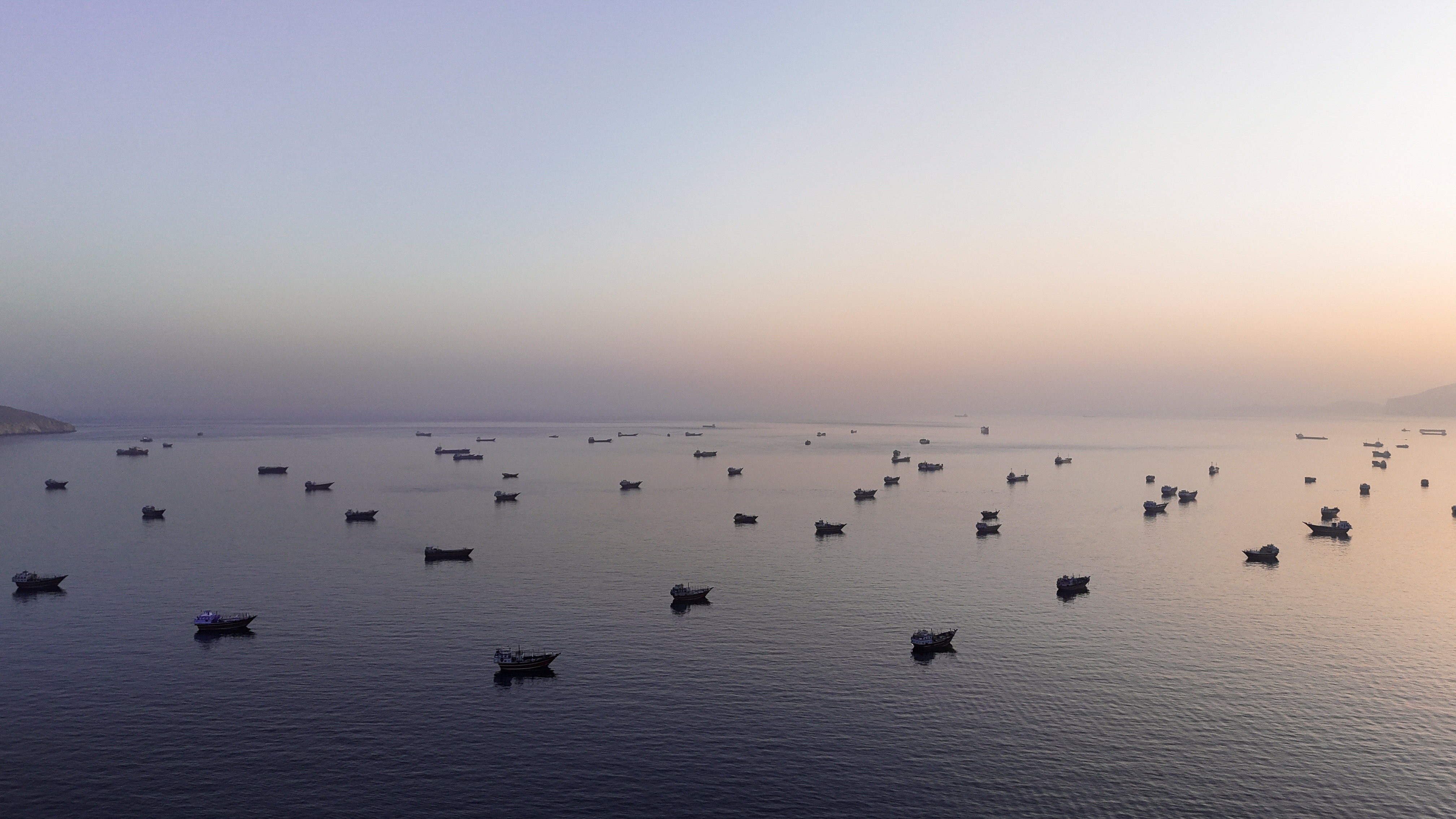 EUA incapacitam petroleiro com destino ao Irã no Golfo de Om